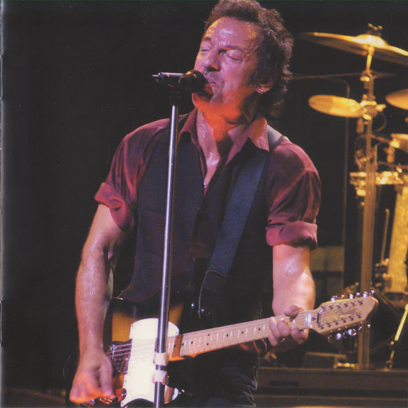 BruceSpringsteen2002-10-27WembleyArenaLondonUK (5).jpg